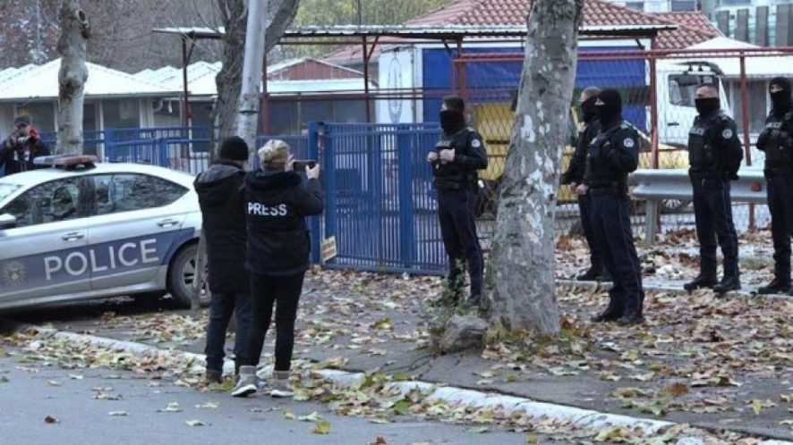 Tensionohet sërish situata në Veriun e Kosovës/ Vritet me armë një polic, Kurti: Krimi i organizuar me mbështetje nga Beogradi zyrtar, po e sulmon shtetin tonë