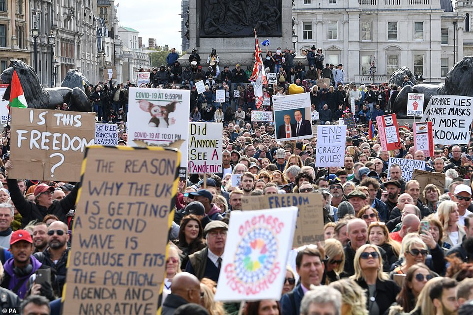 33648920-8775451-At_least_15_000_protesters_have_descended_on_Trafalgar_Square_an-a-47_1601122499747