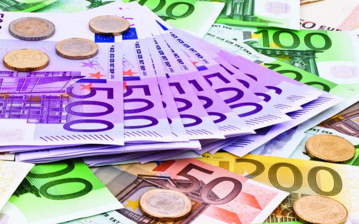 Këmbimi valutor 29 shkurt 2024/ Rritet paundi por bie dollari, por çfarë ndodh me euron dhe monedhat e tjera
