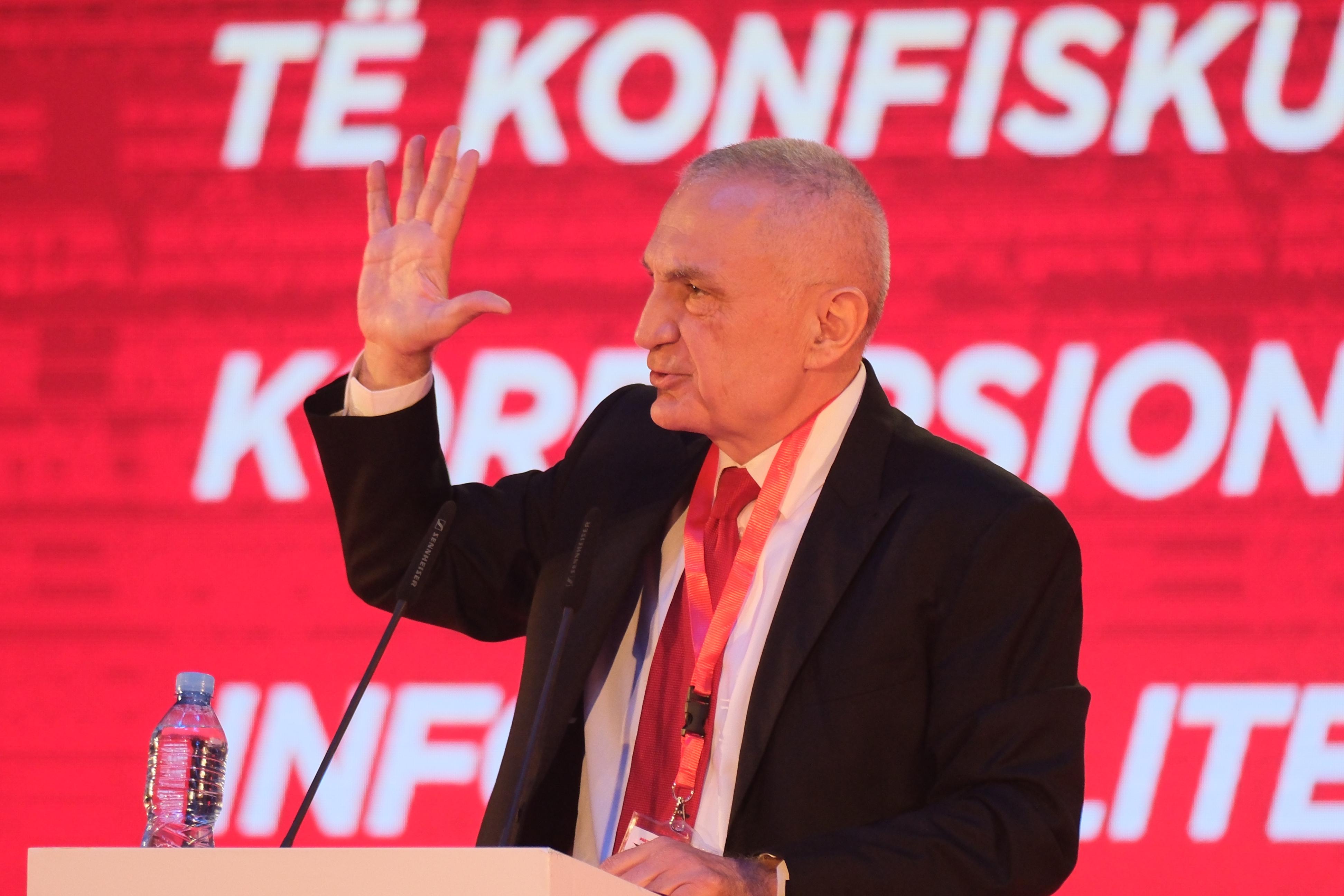 “Parti e vulës pa moral”- Meta i përgjigjet PD-së zyrtare: Si doli vulaxhiu kryetar i Bashkisë së Tiranës? Jo vetëm që gënjen për orën, por edhe…