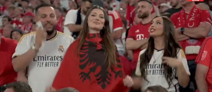 Bëri xhiron e rrjetit, zbulohet se kush ishte bukuroshja shqiptare që u shfaq në gjysmëfinalen e Ligës së Kampioneve